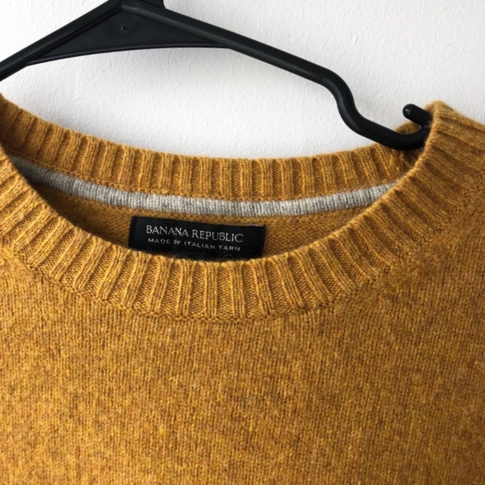 Banana Republic Italian sweater Mustard - Picture 2 of 3